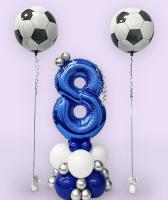 Синяя цифра восемь на подставке и шары мячи