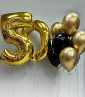 Золотая цифра 50 с чёрными и золотыми шарами
